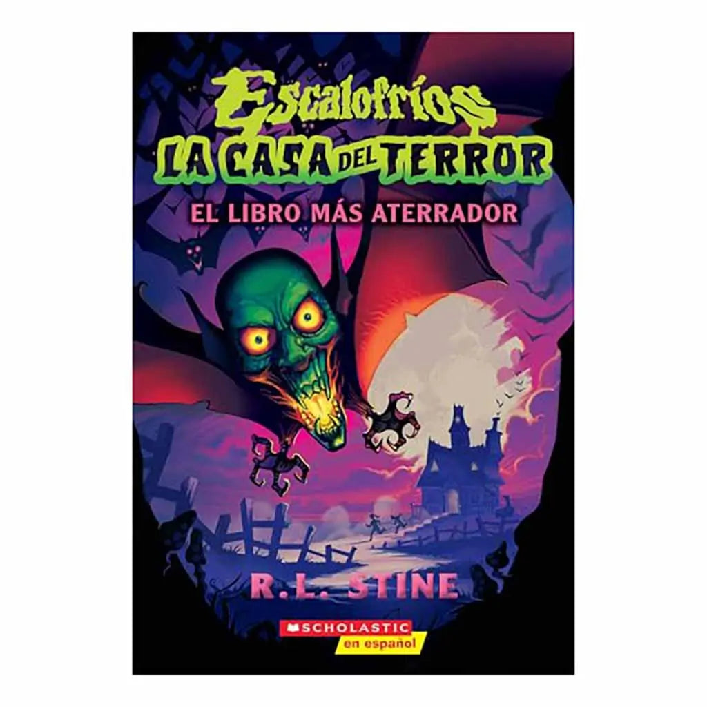 Cover of 'EscalofrÃos: La Casa del Terror' by R.L. Stine, published by Scholastic en Español, featuring a green monster face with glowing eyes flying over a haunted house under a purple and red night sky.