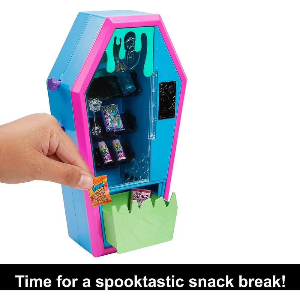 Monster High Student Lounge Core Accessory Set snack time