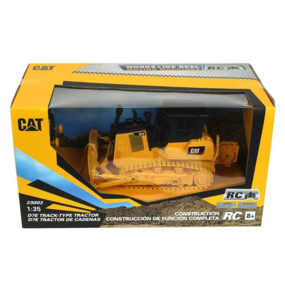 Diecast Masters CAT D7E Track-Type Tractor 1:35 Plastic RC Vehicle