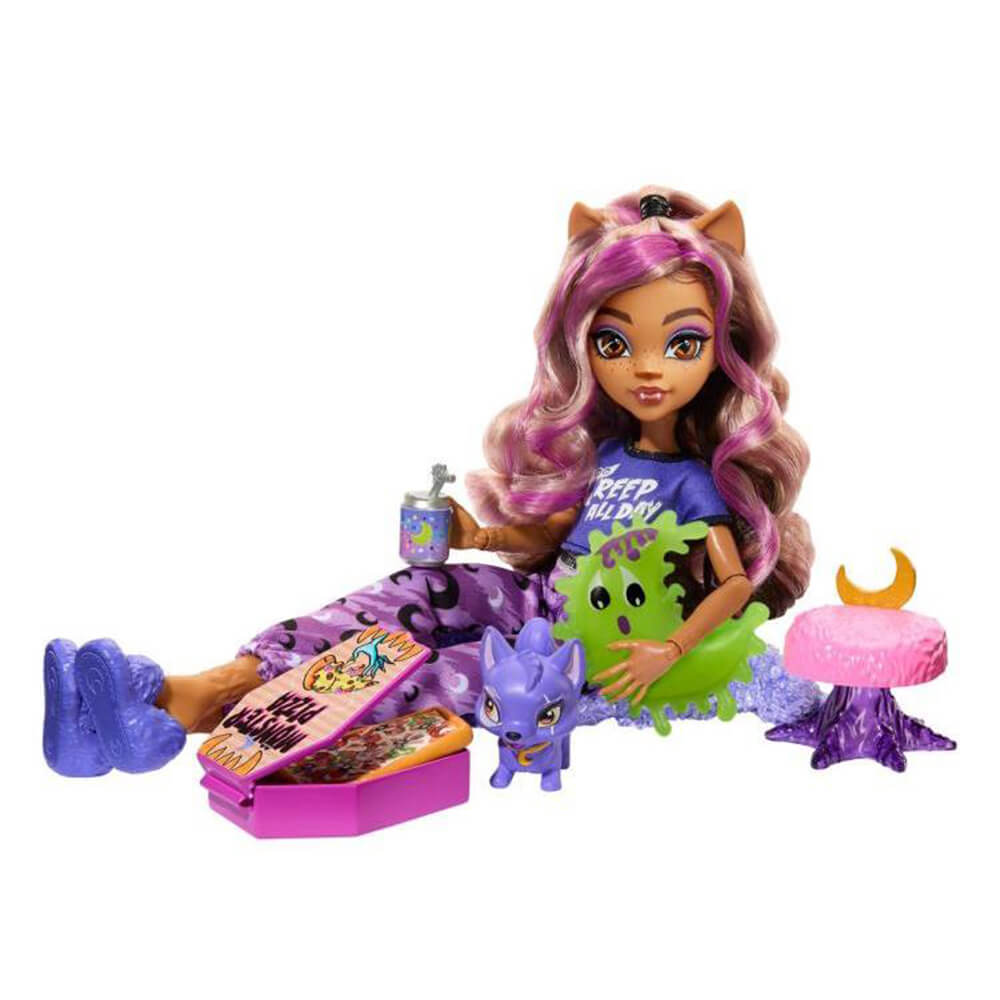 Monster High Creepover Party Clawdeen Wolf Fashion Doll Set