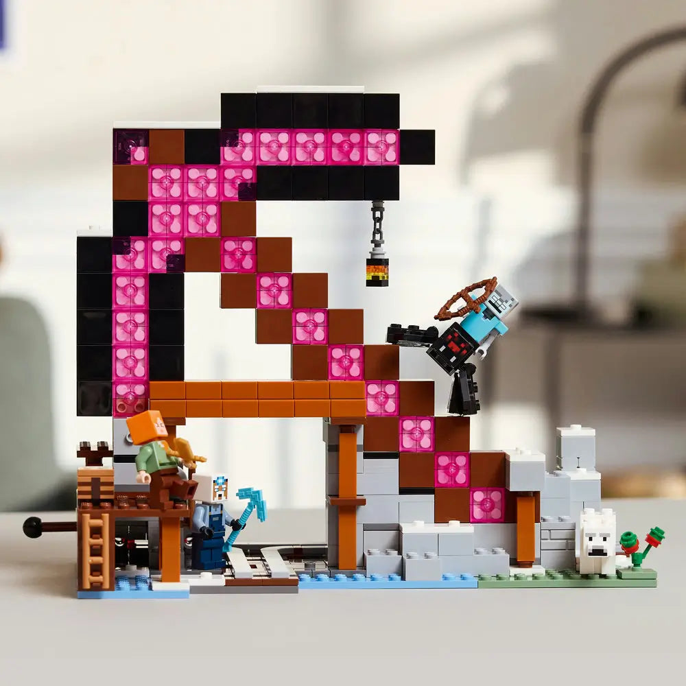 LEGO® Minecraft The Pickaxe Mine (21277)