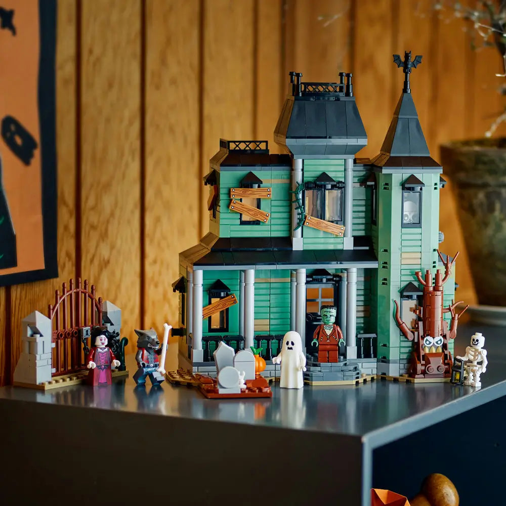LEGO® Creator Haunted Mansion (31167)