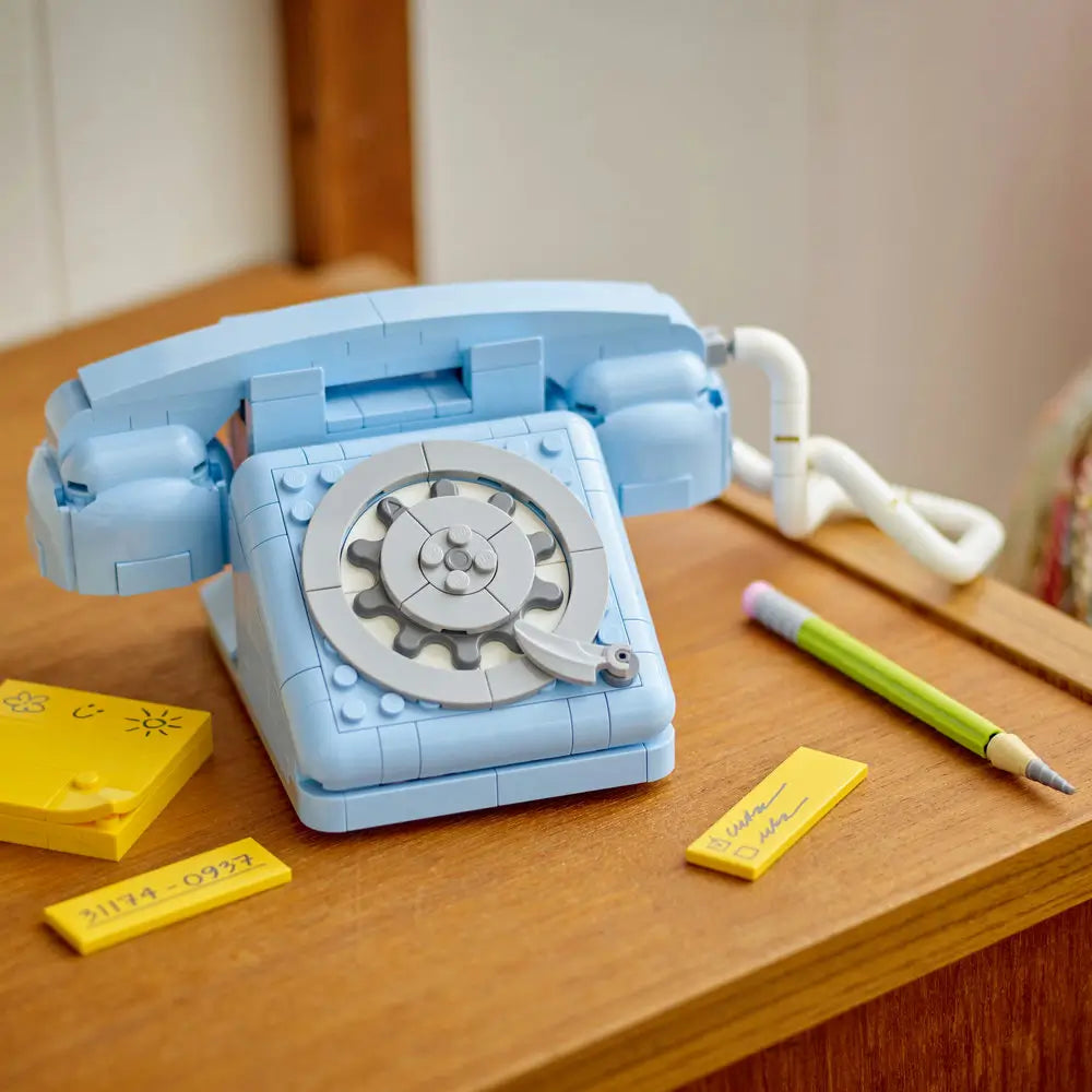 LEGO® Creator Retro Telephone (31174)