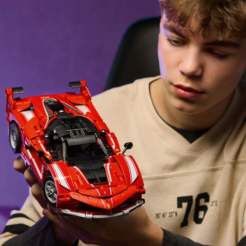 LEGO® Technic Ferrari FXX K (42212)
