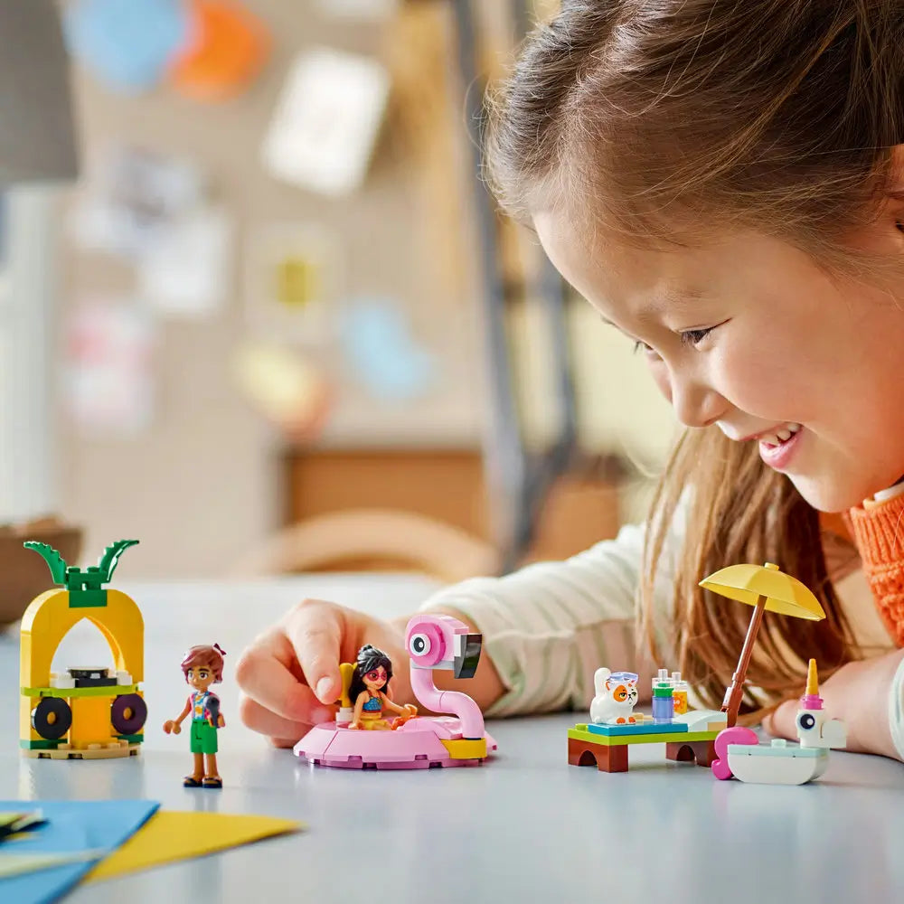 LEGO® Friends Unicorn & Flamingo Pool Party (42658)