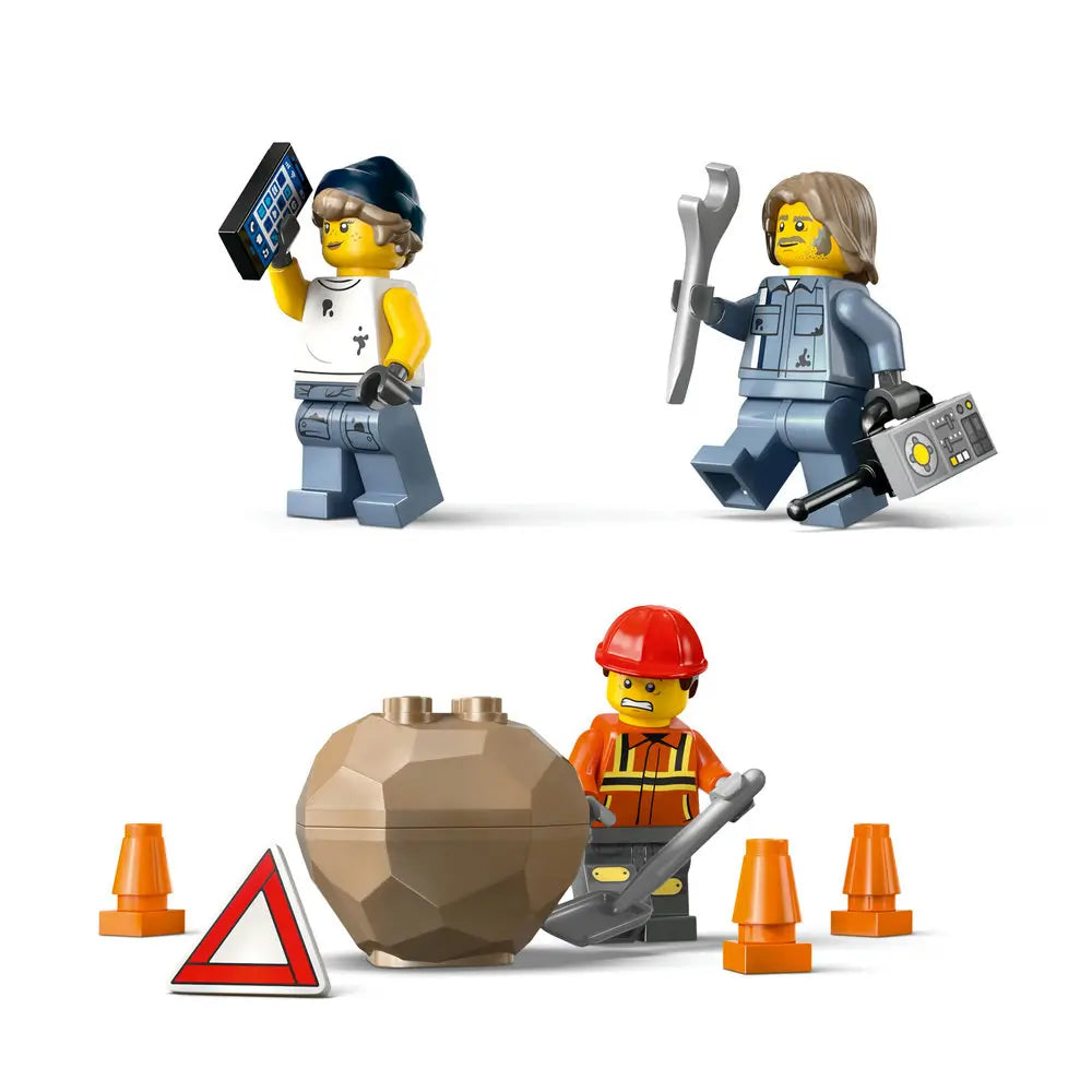 LEGO® City Heavy-Duty Recovery Tow Truck with Crane (60467)