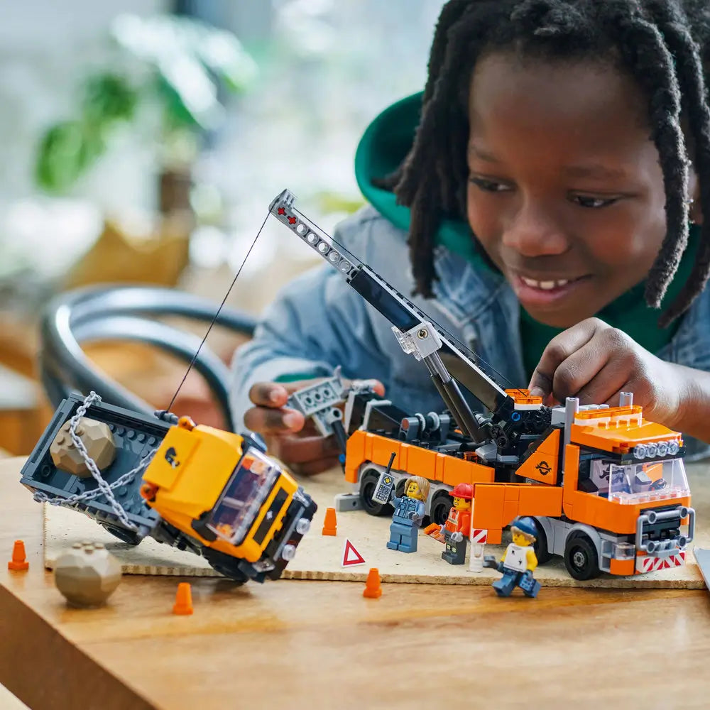 LEGO® City Heavy-Duty Recovery Tow Truck with Crane (60467)