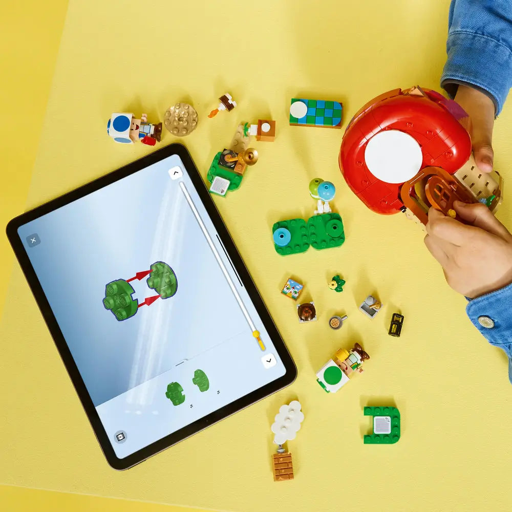 LEGO® Super Mario Party at Toad's House (72041)