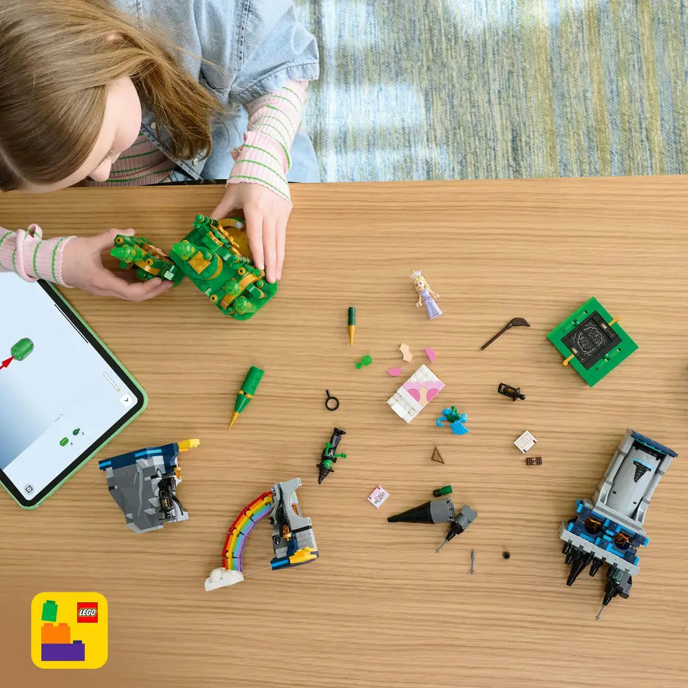 LEGO® Wicked Emerald City & Kiamo Ko Castle 860 Piece Building Kit (75689)