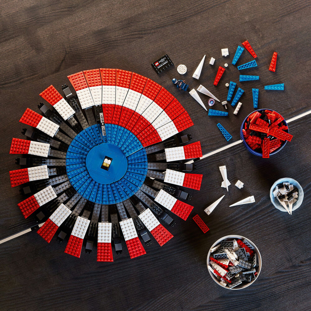Picture of the process of putting together the LEGO® Marvel Captain America’s Shield 76262 Building Kit (3,128 Pieces)