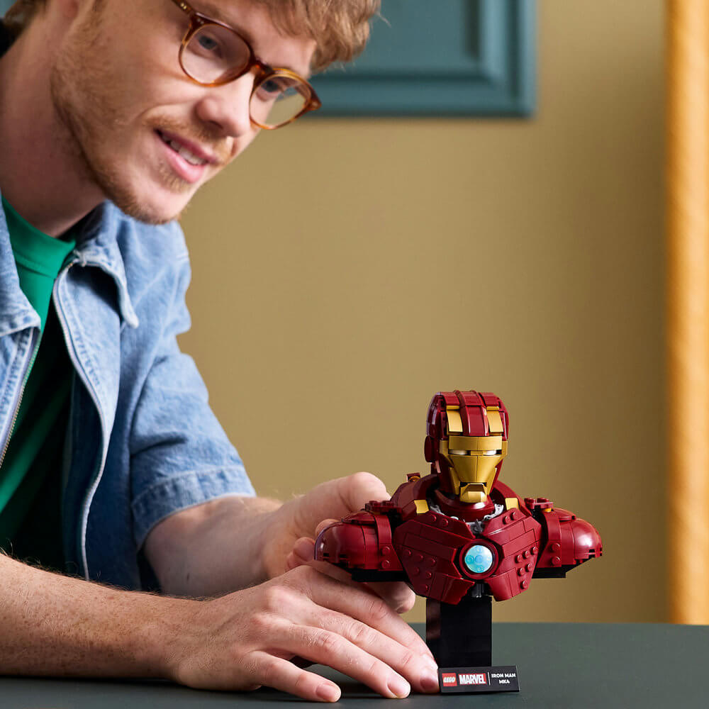 LEGO® Super Heroes Marvel Iron Man MK4 Bust, Buildable Model for Adults with Minifigure 76327
