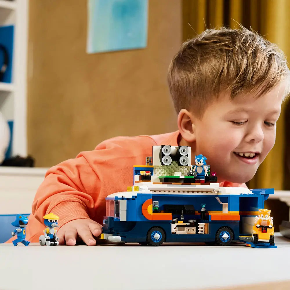 LEGO® Sonic the Hedgehog Team Sonic Command Truck (77006)