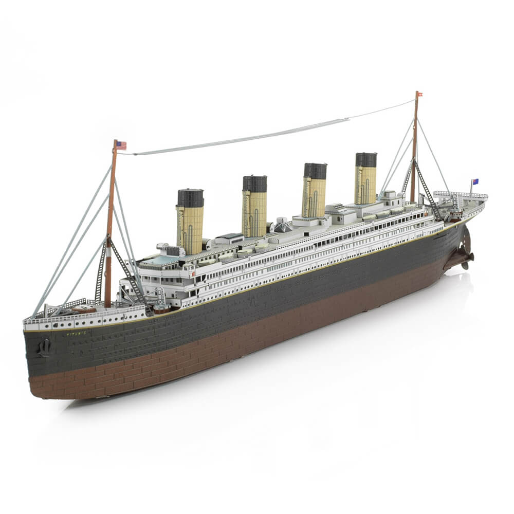 Metal earth RMS Titanic 1:928 Scale Premium Steel Model Kit