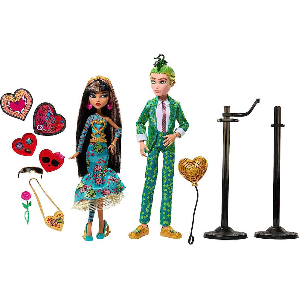 what's included with the Monster High Howliday Love Edition Cleo de Nile and Deuce Gorgon Doll Set