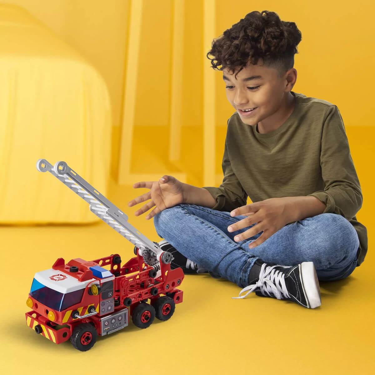 Erector by Meccano Discovery Fire Truck Lights and Sounds Kit