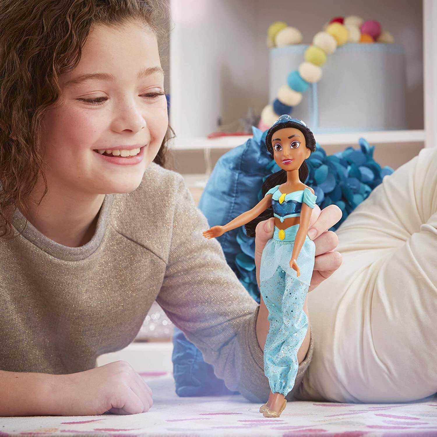 Hasbro Disney Princess Royal Shimmer Jasmine Doll