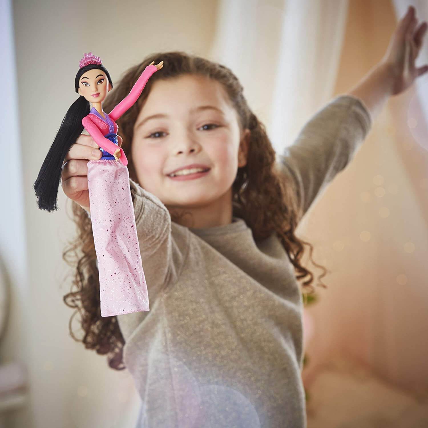 Hasbro Disney Princess Royal Shimmer Mulan Doll