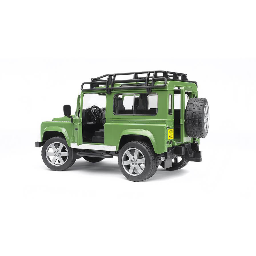 Bruder Pro Series Land Rover Defender Station Wagon 1:16 Scale Vehicle