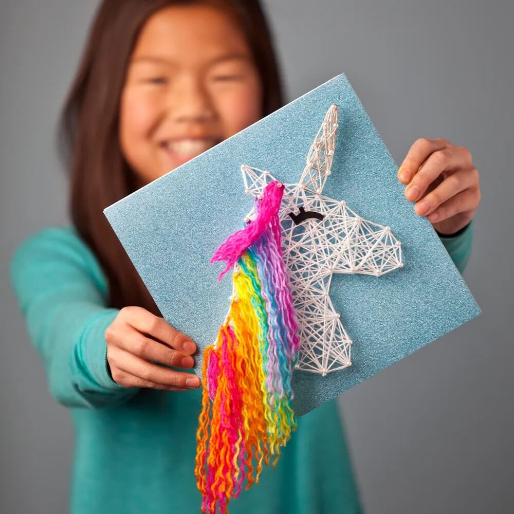 https://www.maziply.com/cdn/shop/products/craft-tastic-unicorn-string-art-craft-set-lifestyle-3_1024x.jpg?v=1680270750