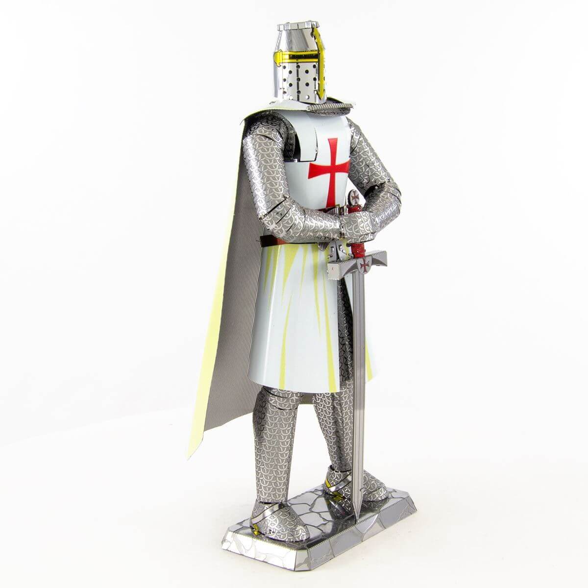 Front view of the templar knight.
