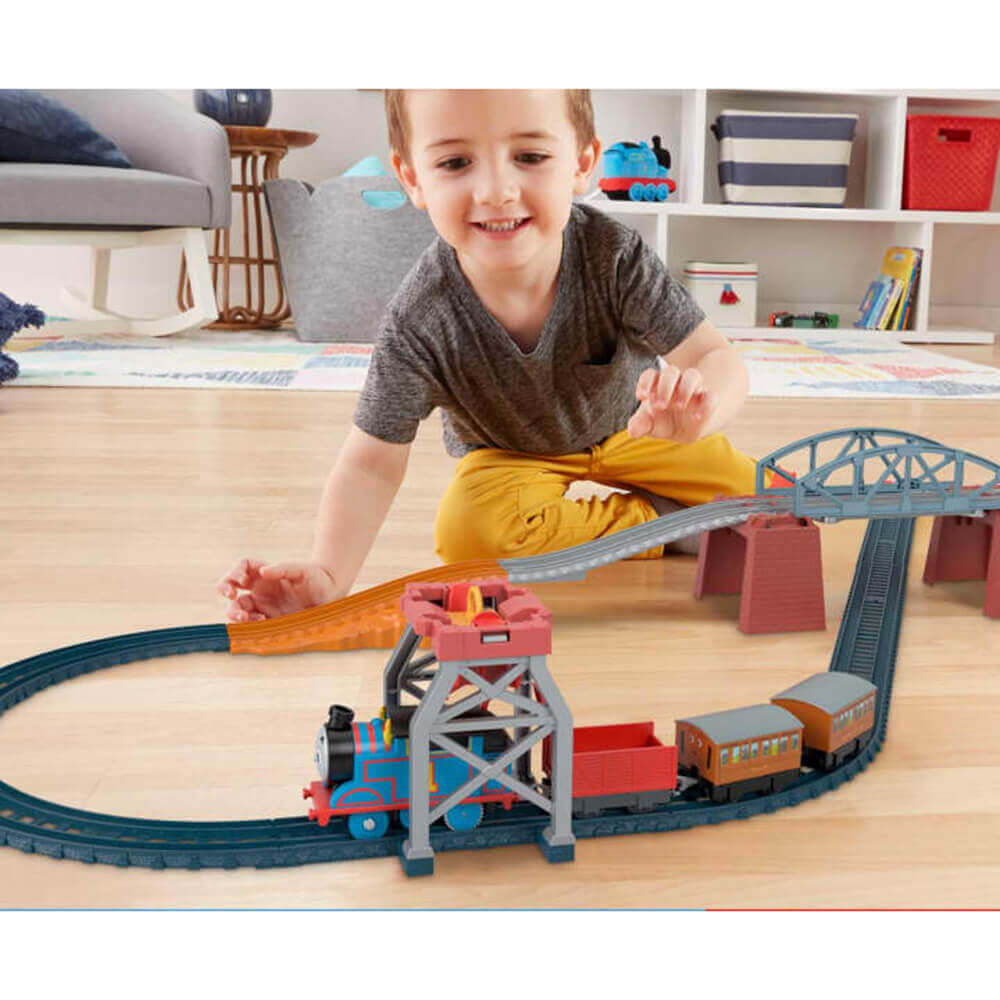 Fisher-Price Thomas & Friends 3-in-1 Package Pickup Train Playset