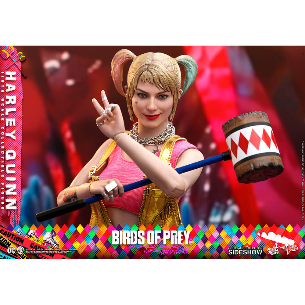 Hot Toys Harley Quinn Sixth Scale Figure