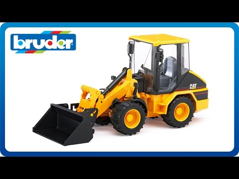 Video of the Bruder Pro Series Caterpillar Wheel Loader 1:16 Scale Vehicle