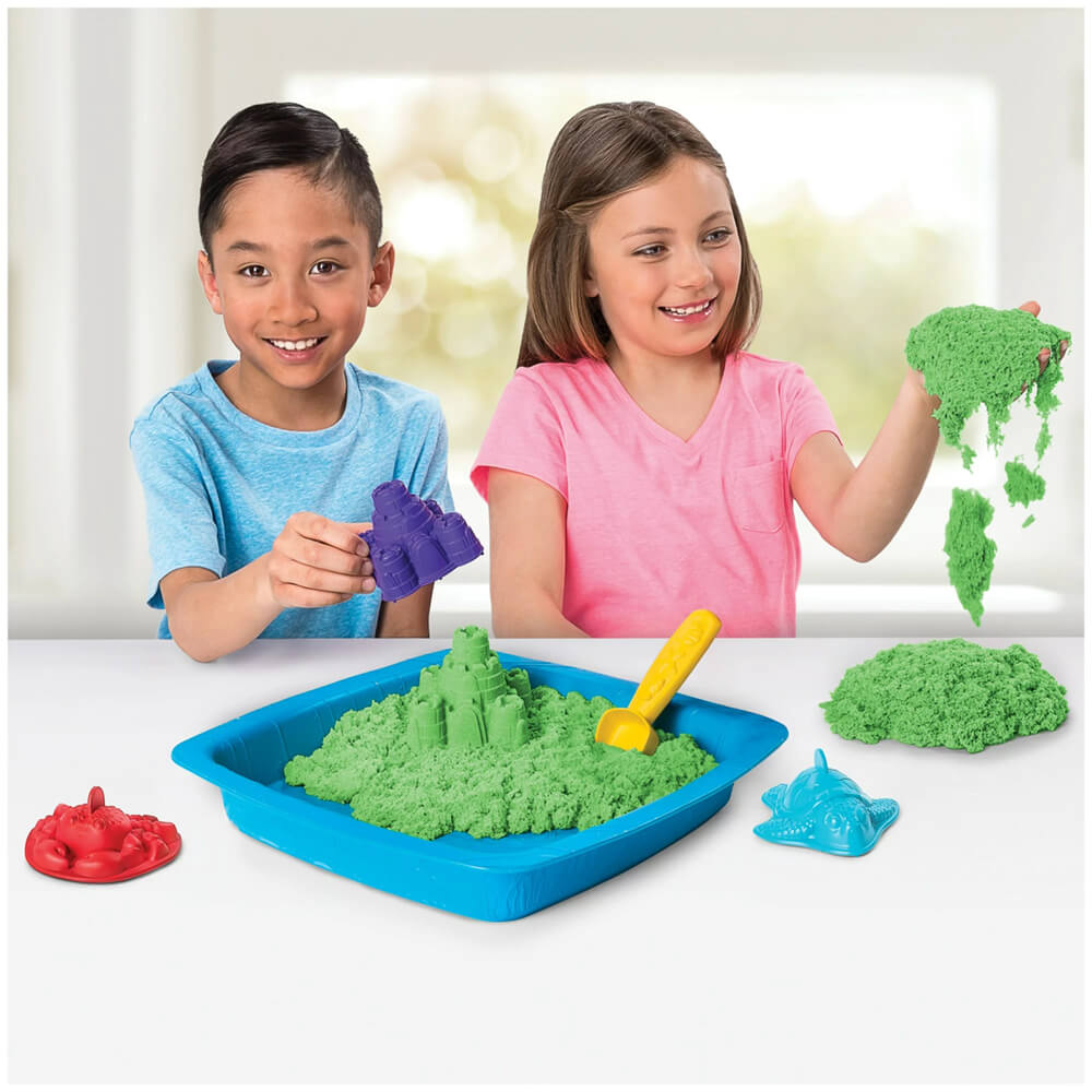 Kinetic Sand Sandbox Set with 1 lb Green