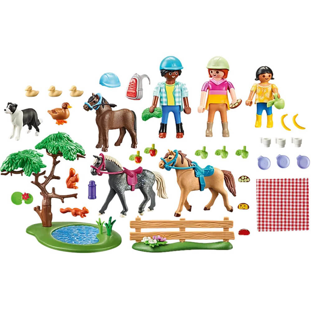 PLAYMOBIL World of Horses Pinic Adventure with Horses Playset (71239)