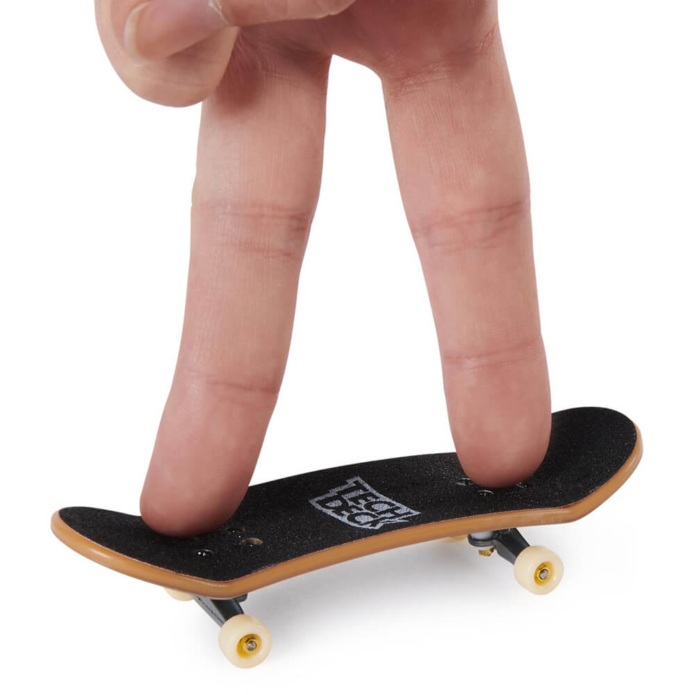 Tech Deck 96mm Fingerboard Creature Skateboard Four Pack – Maziply Toys